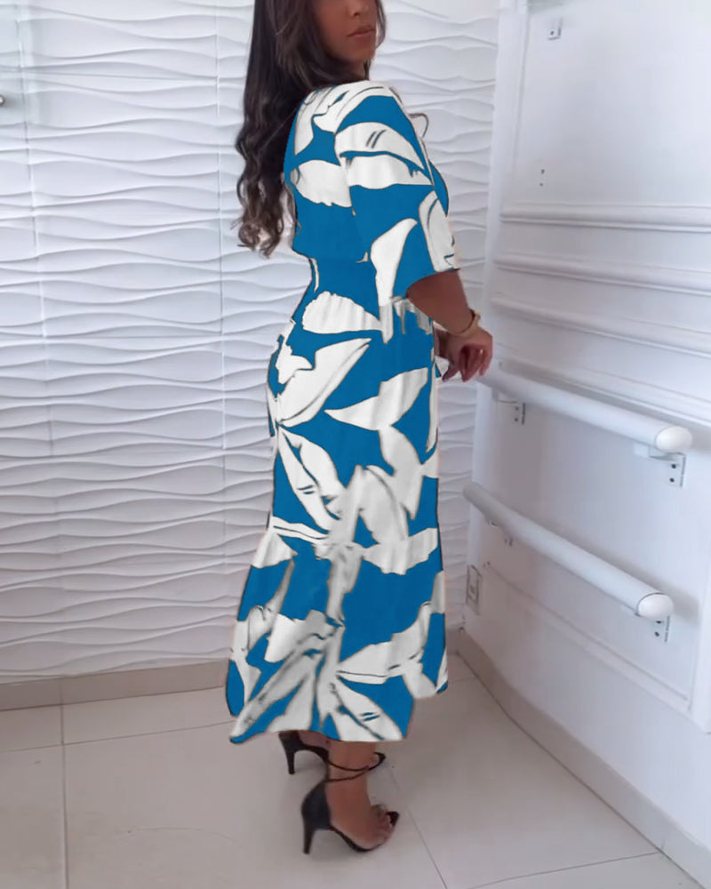 Faye | Must Have Dress With Print - Premium Dresses from Get Dore -   Shop now at Get Dore