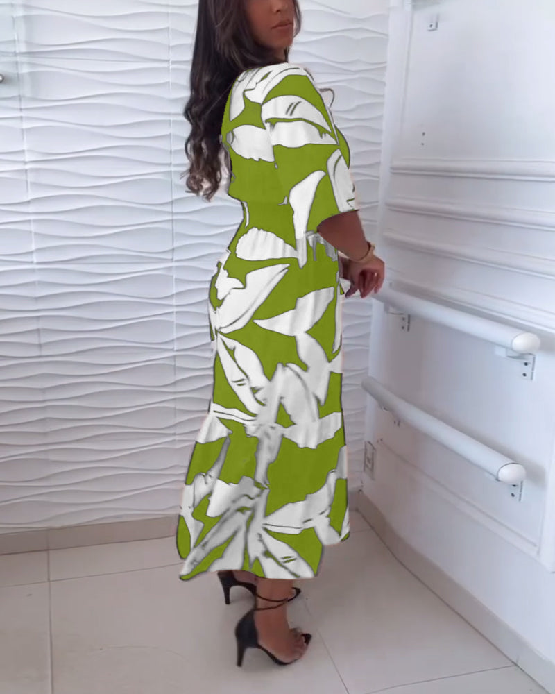 Faye | Must Have Dress With Print - Premium Dresses from Get Dore -   Shop now at Get Dore